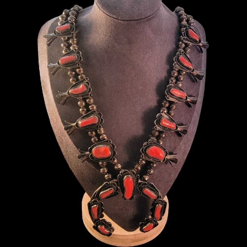 Vintage Navajo 1960's Red Coral Squash Blossom Necklace - Picture 4 of 11